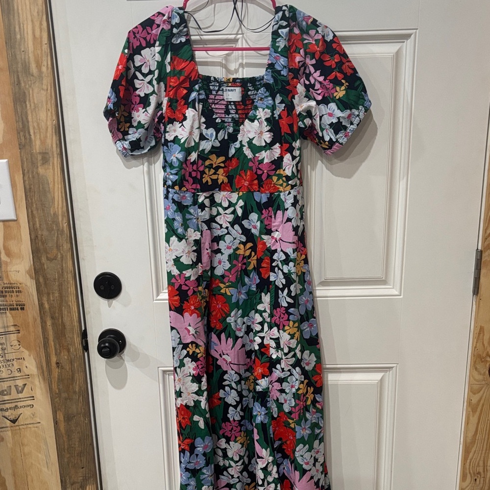 Old Navy Multicolor Floral Maxi Dress